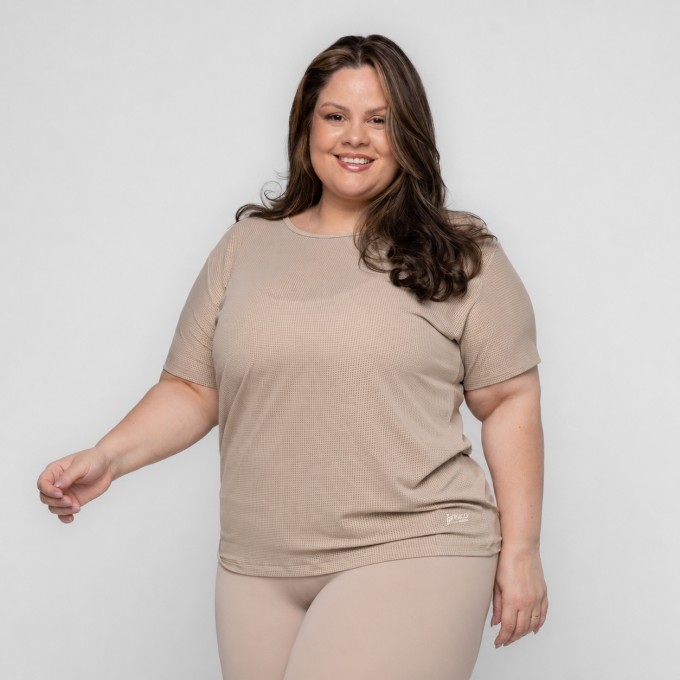 Blusa Plus Size Feminina T-shirt Tela Dry Fit Básica Verônica