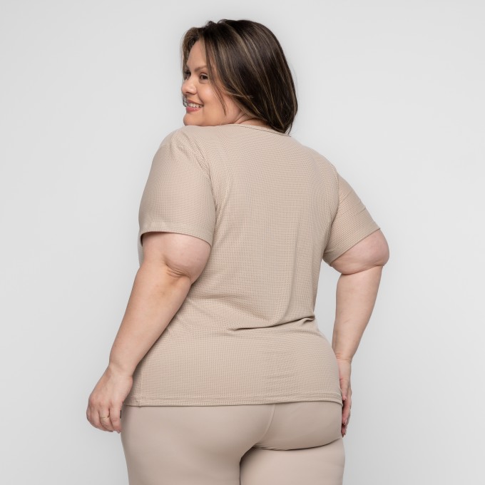 Blusa Plus Size Feminina T-shirt Tela Dry Fit Básica Verônica