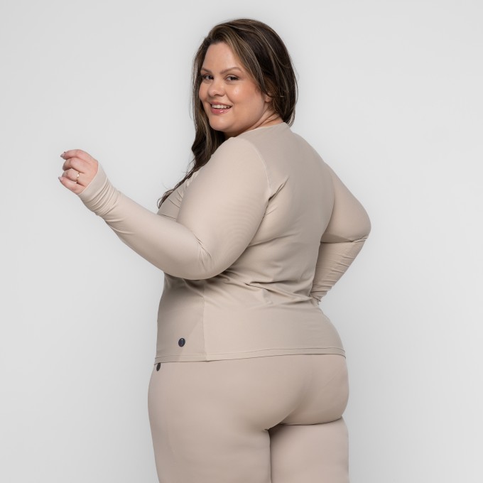 Blusa Fitness Plus Size Samanta Manga Longa com Dedinho